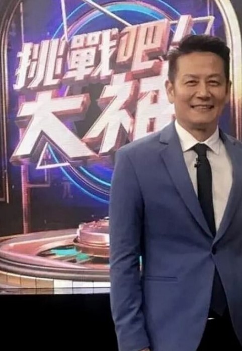 湖北大学梁玉莉被包养调教无套啪啪白嫩大学生超害羞反差对比值得一撸 - 69堂